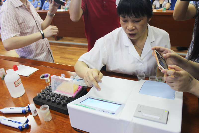 廣州瑞森生物科技股份有限公司食用農(nóng)產(chǎn)品快檢設(shè)備捐贈(zèng)儀式在桂城街道辦事處舉行